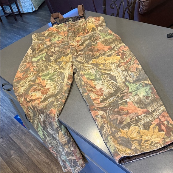 RedHead Quilted  bib camo overalls sz XL - Picture 1 of 8